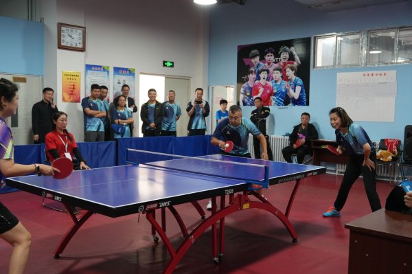 天创网 辽宁省铁岭市总工会举办“先锋杯”职工乒乓球赛